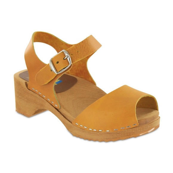 MIA ANJA Clog - Picture 1 of 6